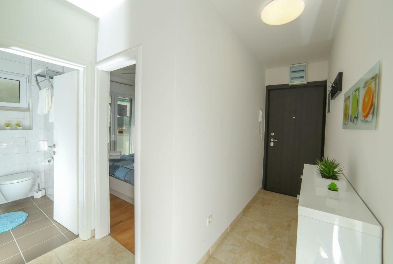 Amazing Luxury 4Star Apartment Laura Supetar Buitenkant foto